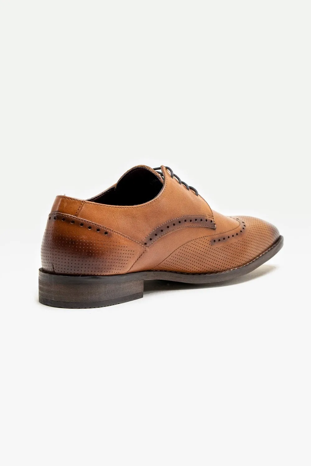 Cavani Lisbon Chaussures Marron Clair - Bout d'aile Brogue