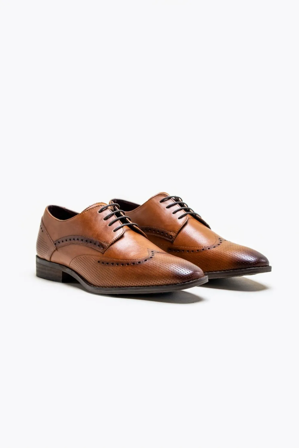 Cavani Lisbon Chaussures Marron Clair - Bout d'aile Brogue