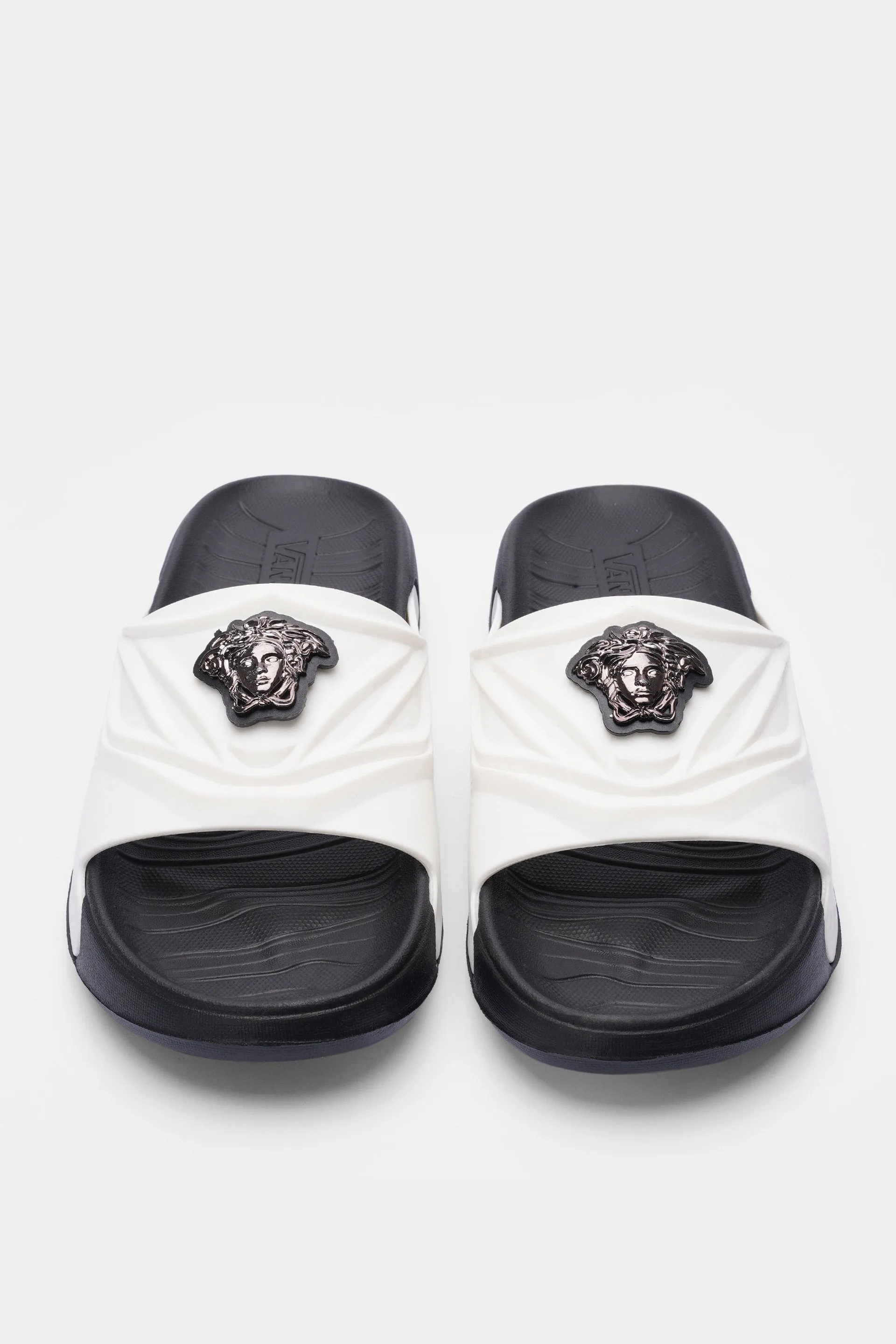 EVR Slipper G3 Black & White Colour