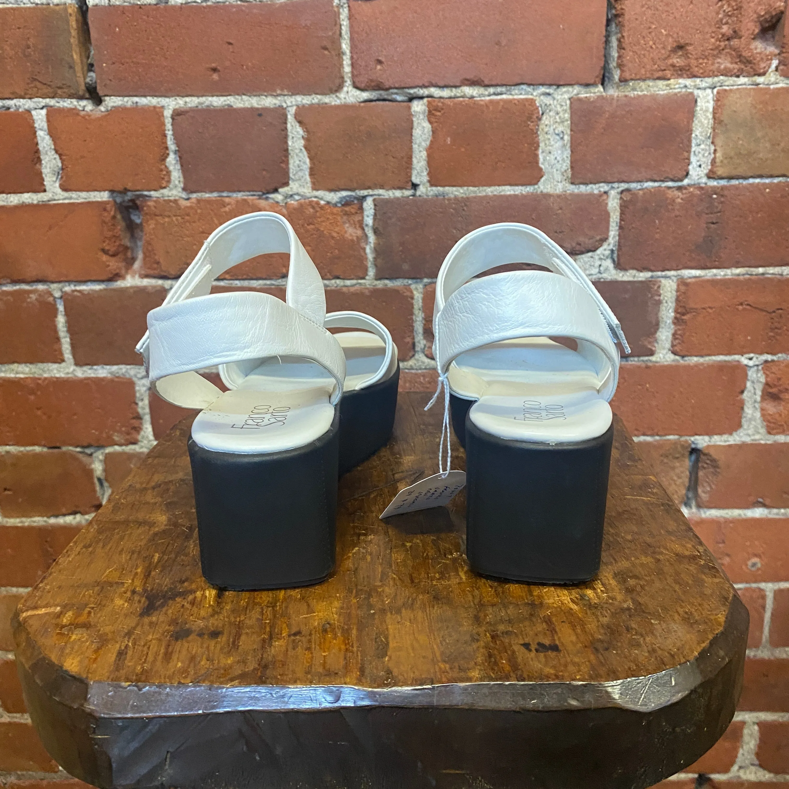 FRANO SANTO Platform sandals 39
