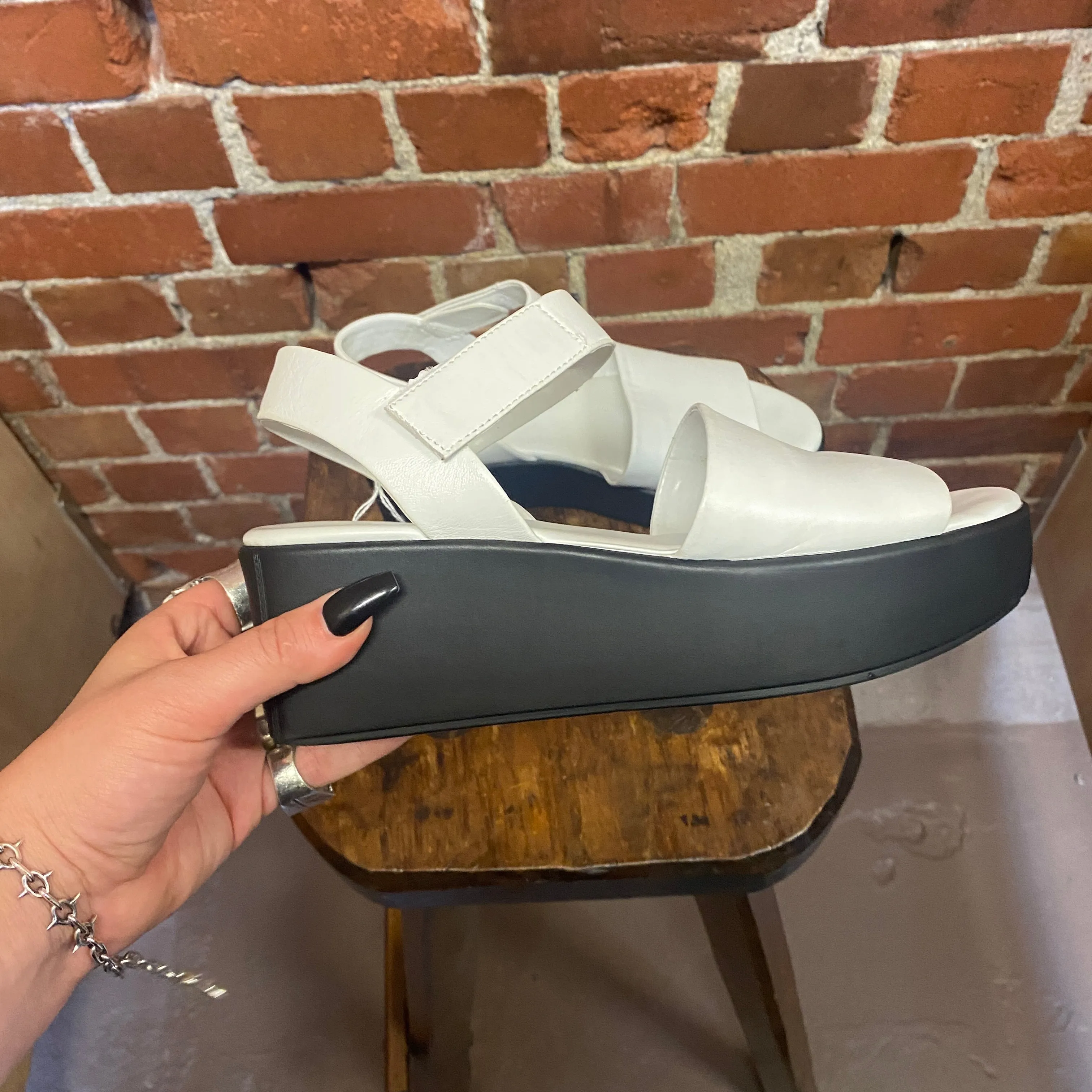FRANO SANTO Platform sandals 39