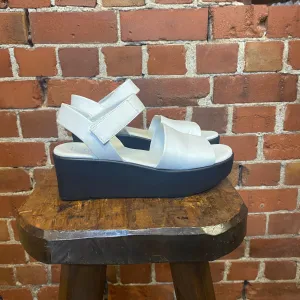 FRANO SANTO Platform sandals 39