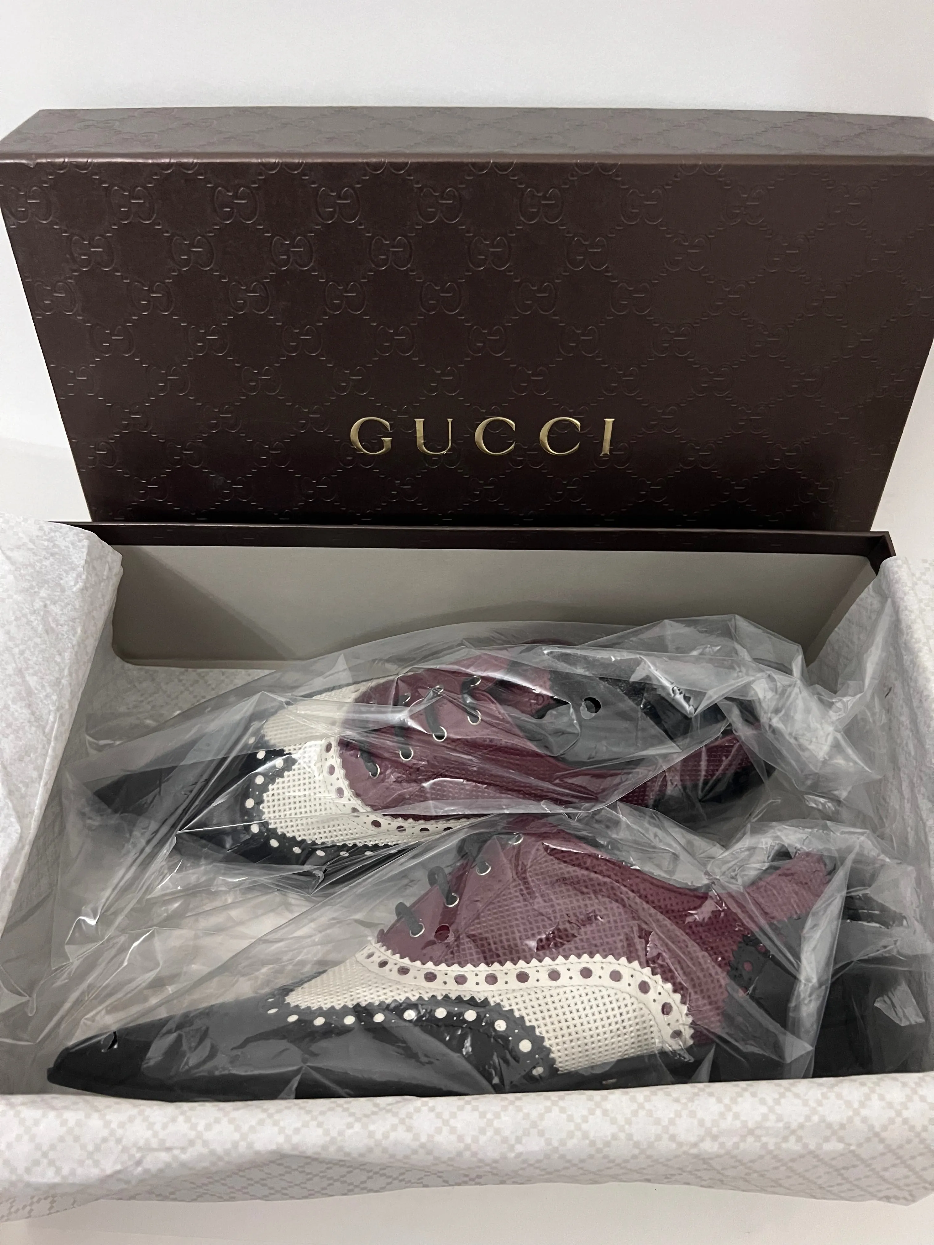 Gucci Lace-up Brogue Shoes