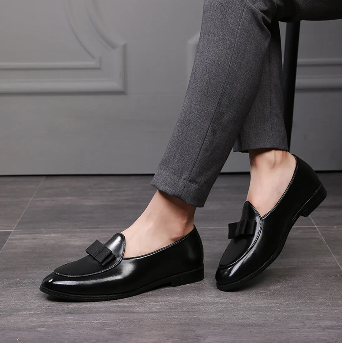 Men's Leather Bow Loafers