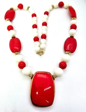 Red and White lacquer beaded modernist vintage mid century 1960's beaded necklace