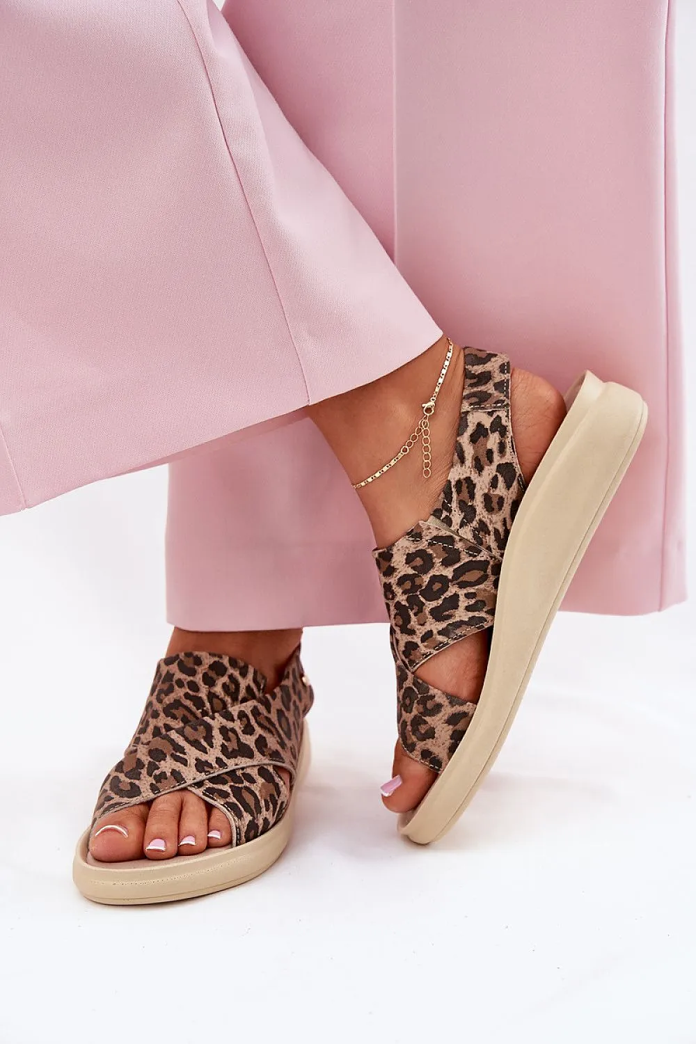 Sandals Step in style