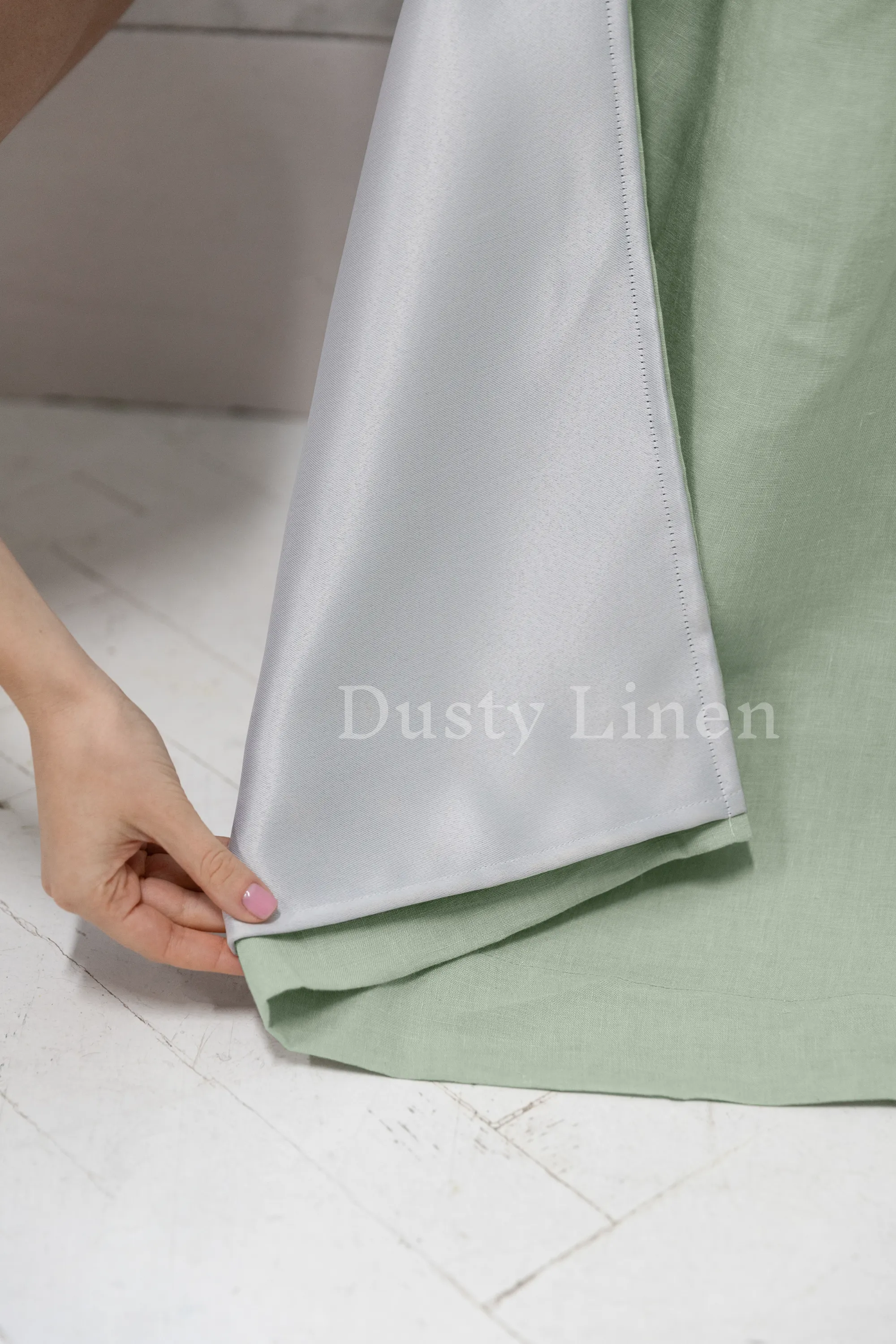 Set of 2 blackout linen curtains in Sage Green